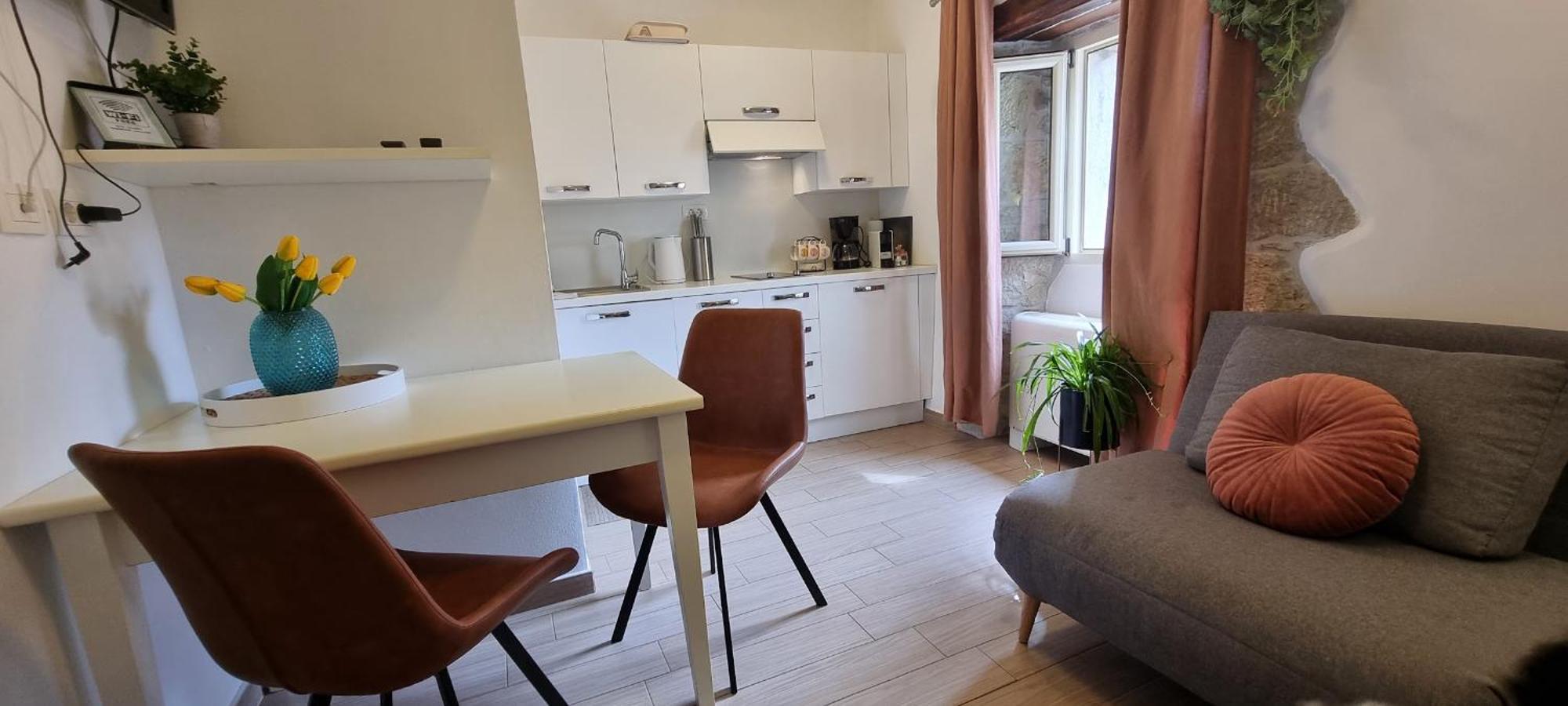 Apartment In The Smallest Town In The World Hum Eksteriør billede