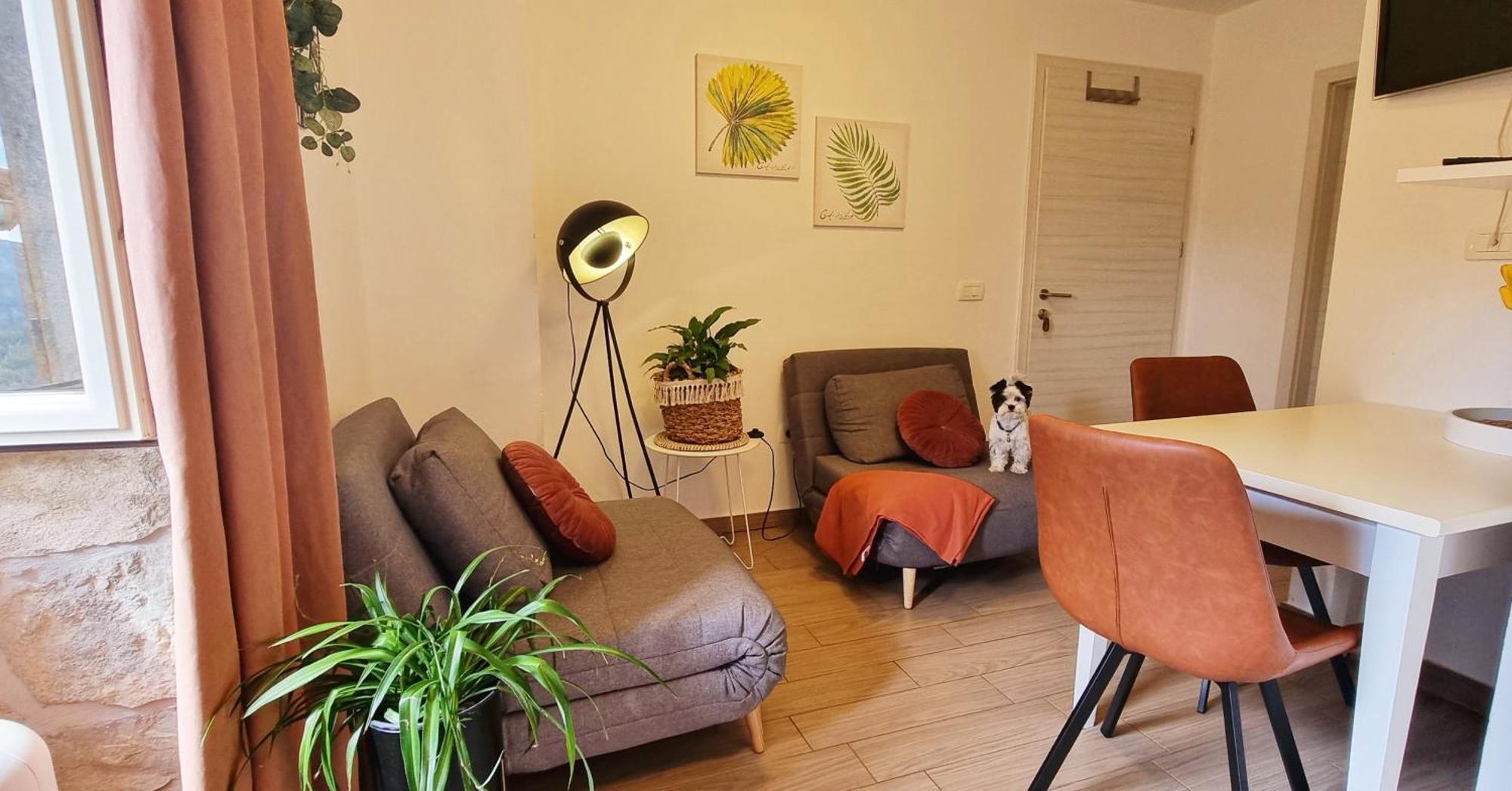 Apartment In The Smallest Town In The World Hum Eksteriør billede